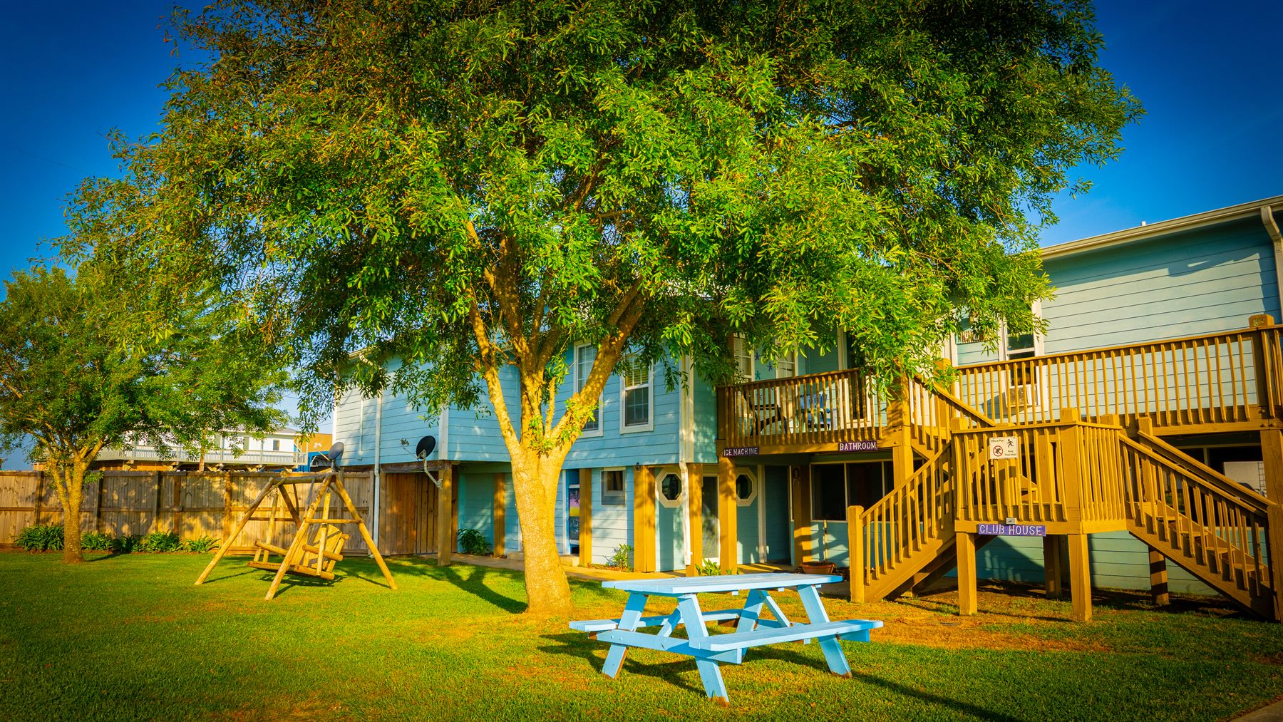 laundry facilities for RV guests at The Palms in Crystal Beach